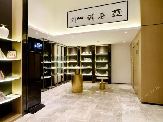 Photo of Others in Jiang Han