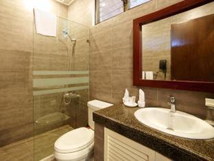 Photo of Bathroom in Maribago