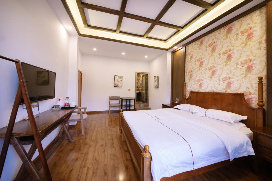 Photo of Bedroom in Fenghuang