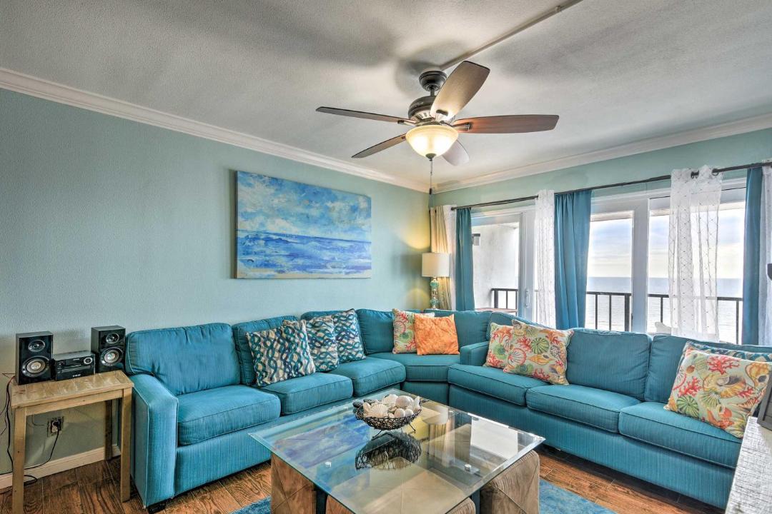 Photo of Livingroom in Galveston