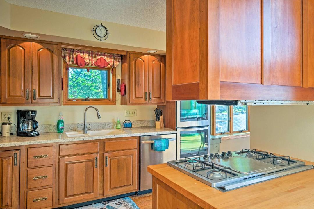 Photo of Kitchen in Lake Bonaparte