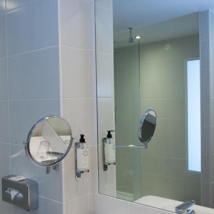 Photo of Bathroom in Lanvallay
