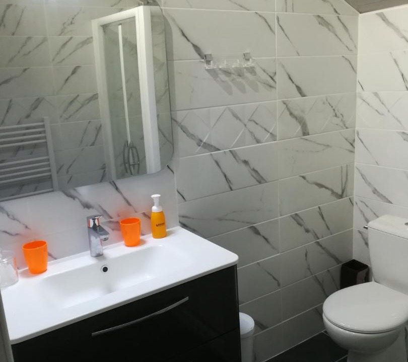 Photo of Bathroom in Plouigneau