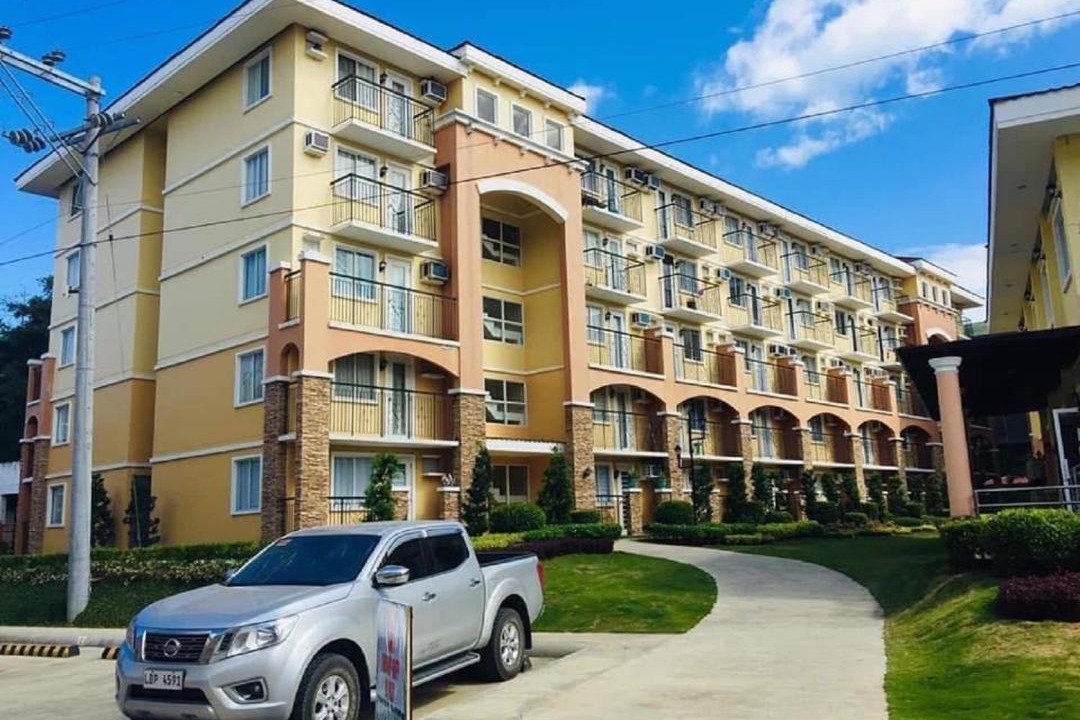 Photo of Buildings in Sasa