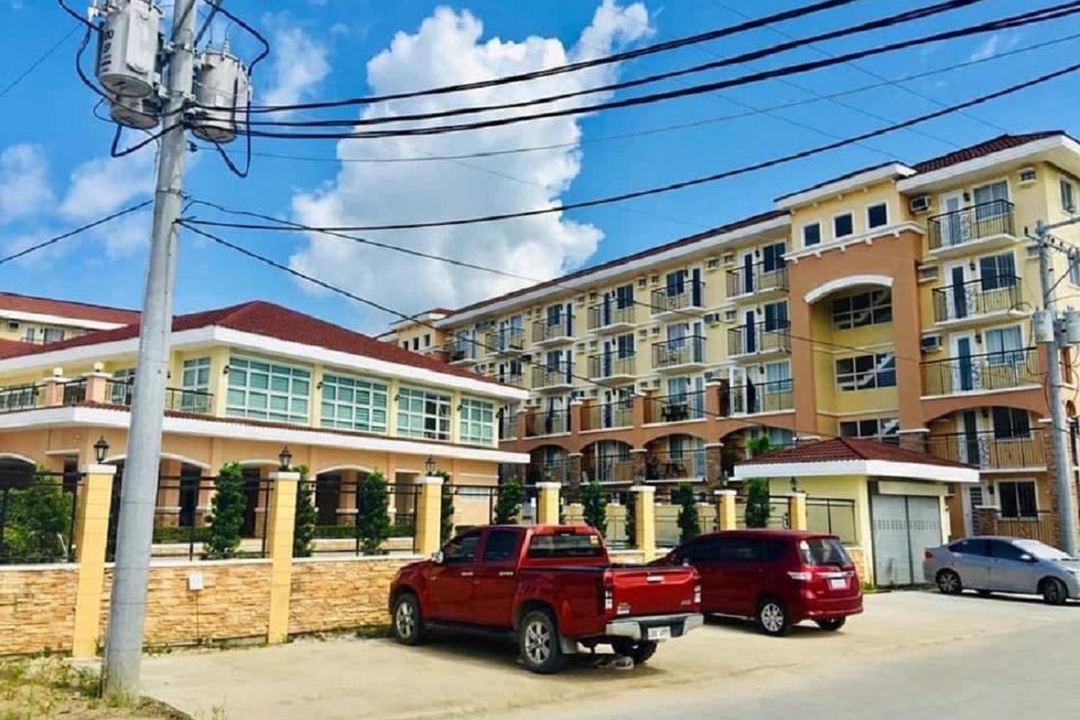 Photo of Buildings in Sasa