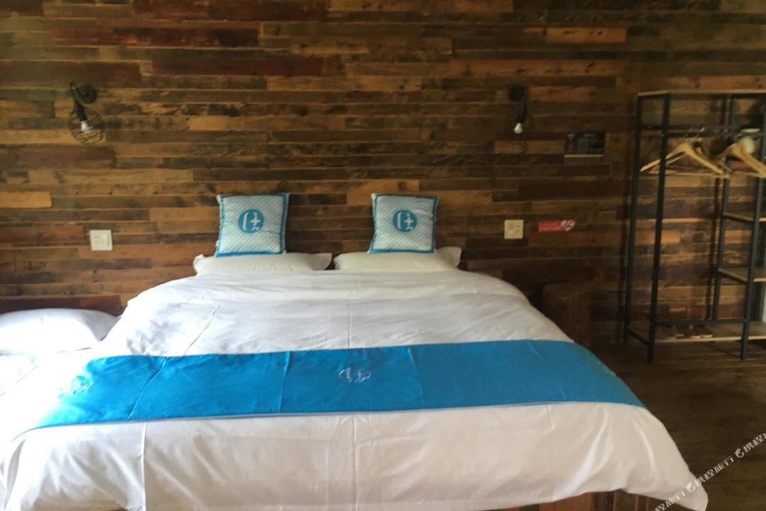 Photo of Bedroom in Moganshan