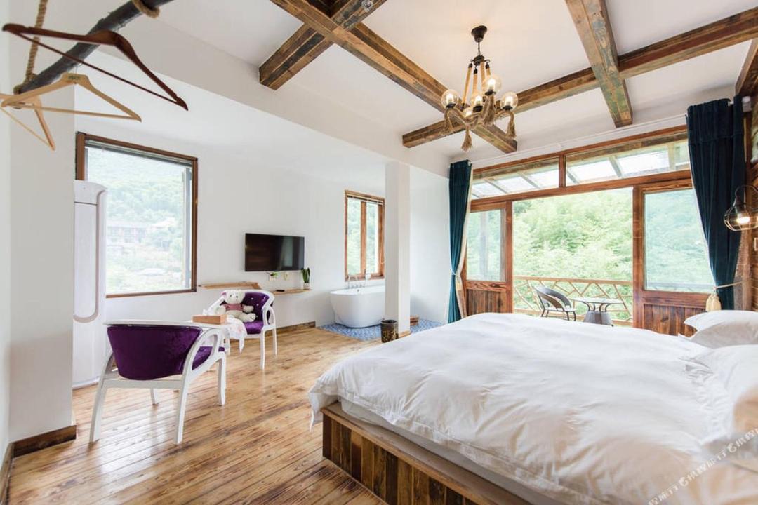 Photo of Bedroom in Moganshan