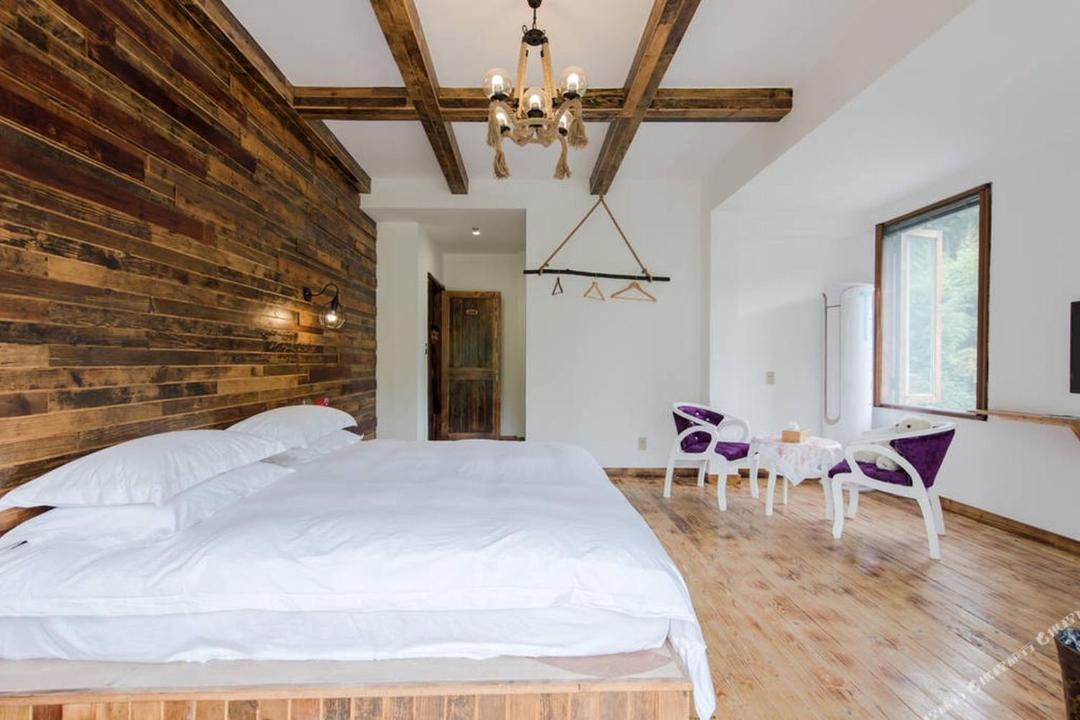 Photo of Bedroom in Moganshan