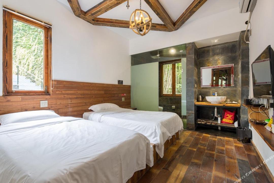 Photo of Bedroom in Moganshan