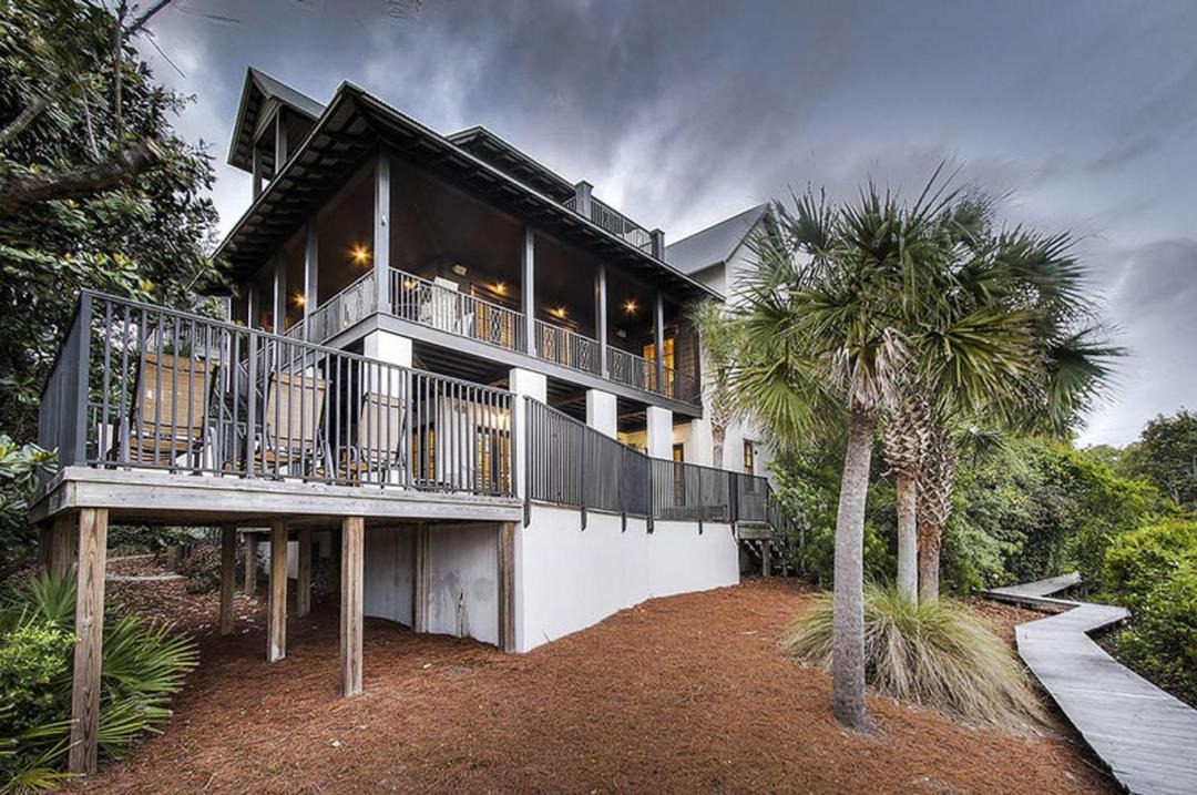 Photo of Buildings in Santa Rosa Beach