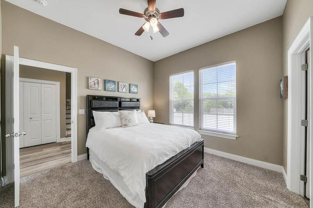 Photo of Bedroom in Frangista Beach