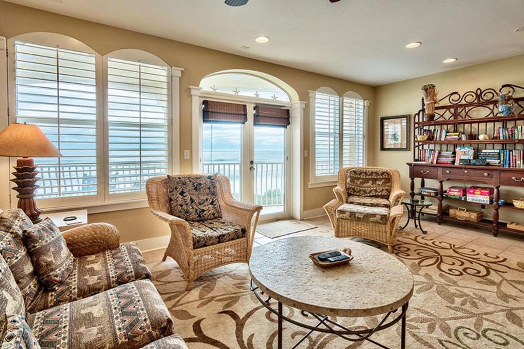 Photo of Livingroom in Seacrest