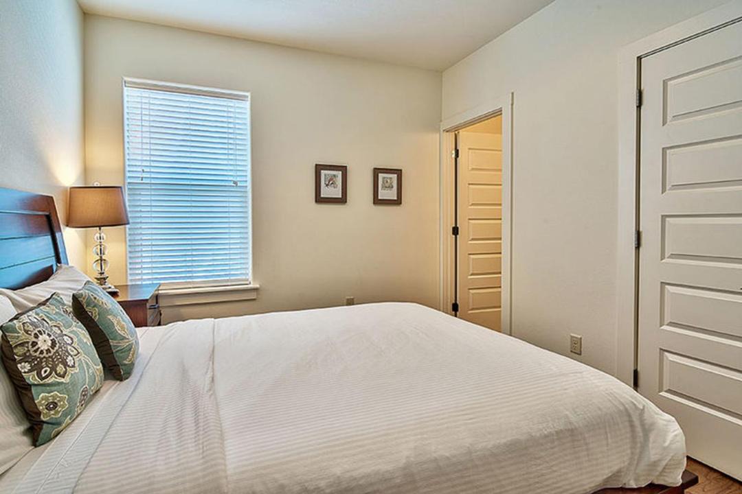 Photo of Bedroom in Santa Rosa Beach