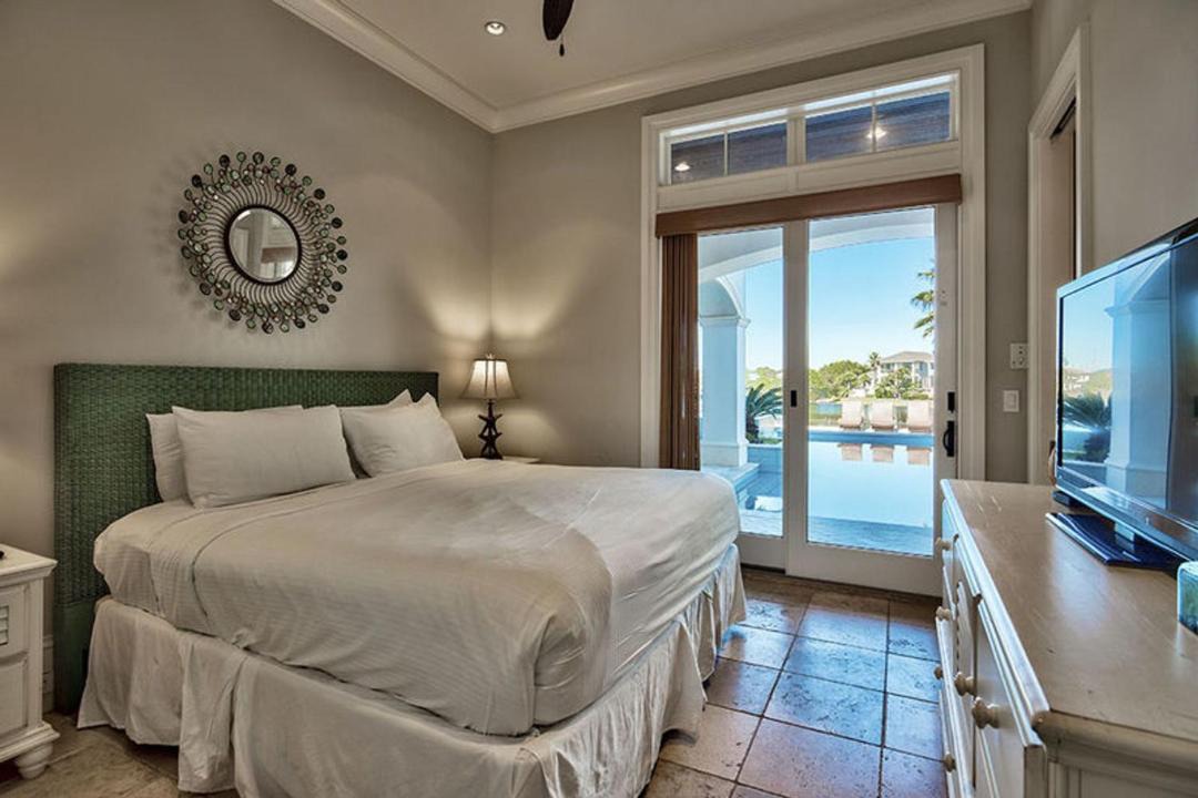 Photo of Bedroom in Destiny Grand Palms