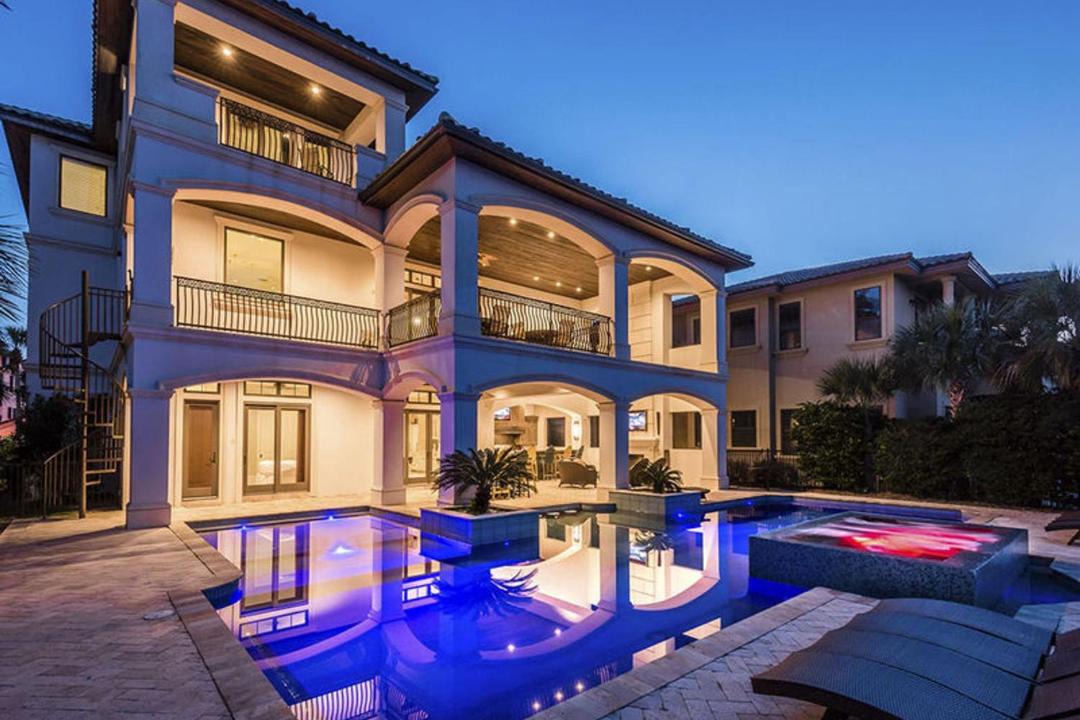Photo of Outdoor in Destiny Grand Palms