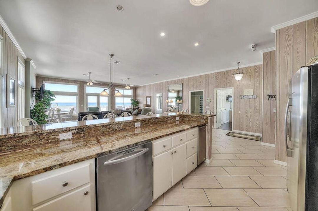 Photo of Kitchen in Gulf Trace