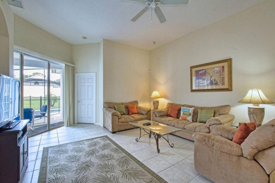 Photo of Livingroom in Haines City