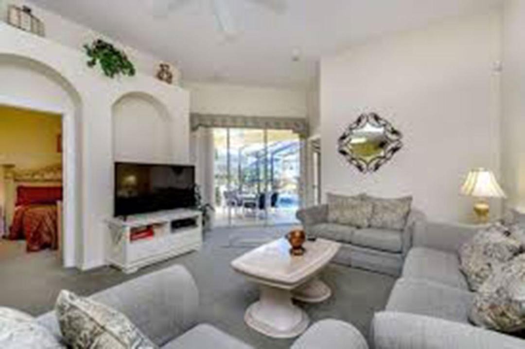 Photo of Livingroom in Haines City