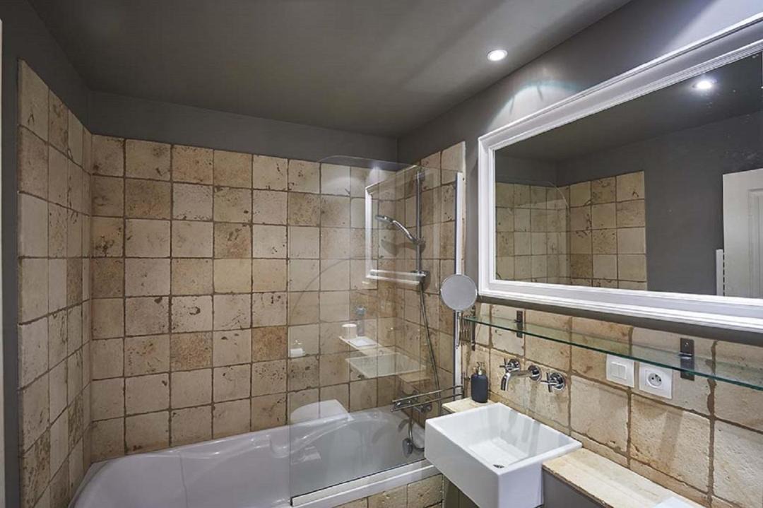 Photo of Bathroom in Corseul