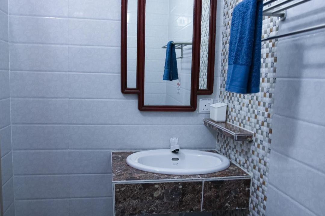 Photo of Bathroom in Maamigili