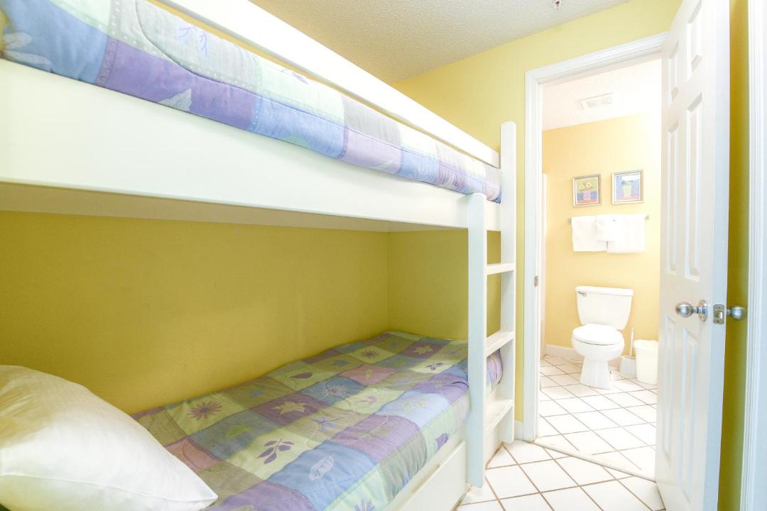 Photo of Bedroom in Gulf Place