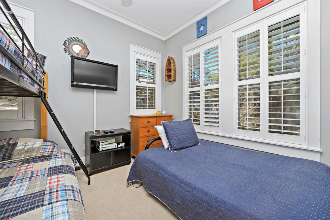 Photo of Bedroom in Seacrest Beach