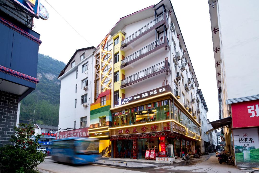 Photo of Buildings in Wulingyuan