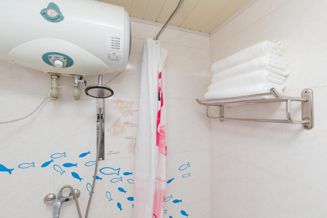 Photo of Bathroom in Xuefu Road University Area