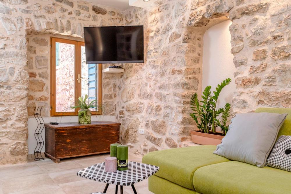 Photo of Livingroom in Pitve