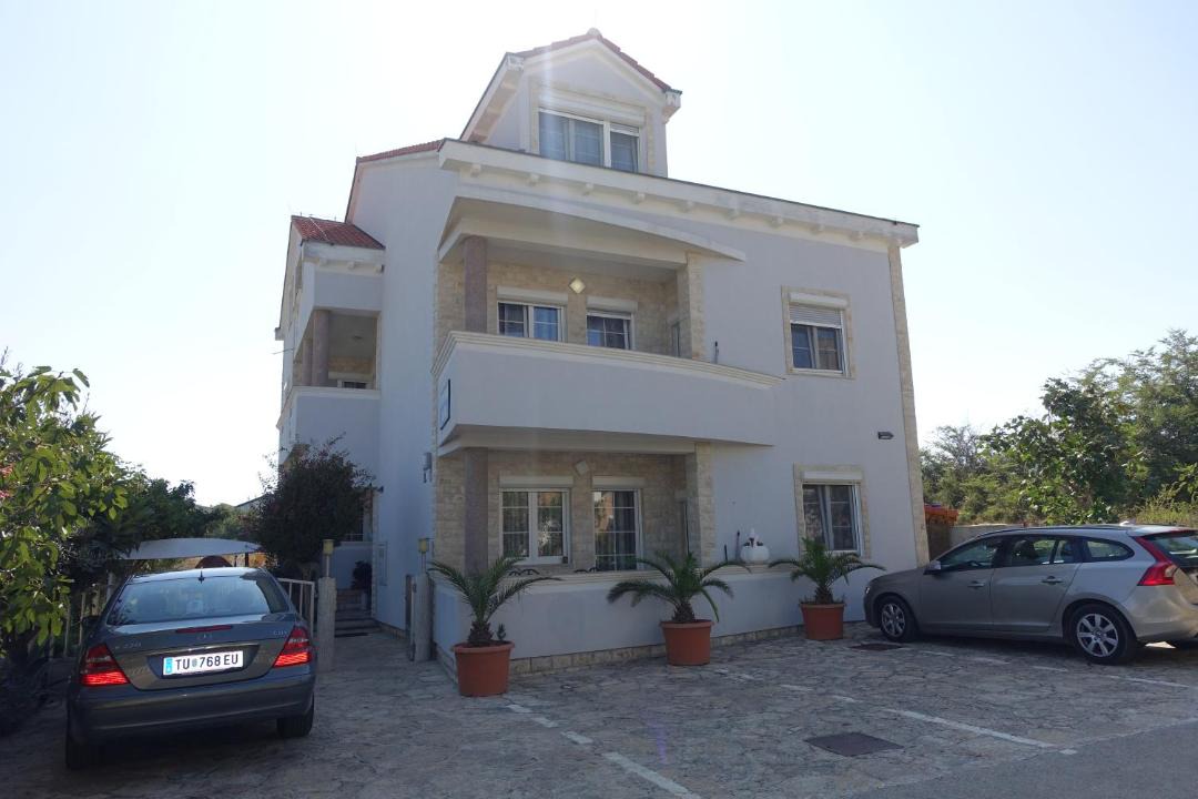 Photo of Buildings in Nin