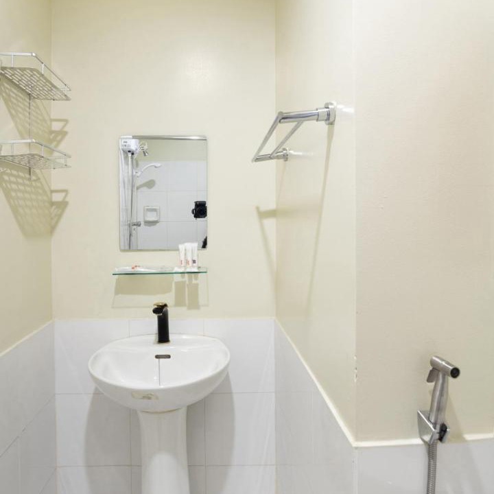 Photo of Bathroom in Muntinlupa