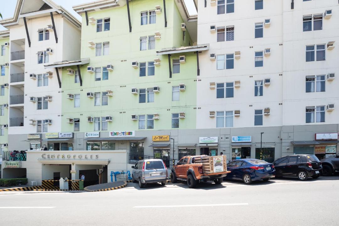 Photo of Buildings in Muntinlupa