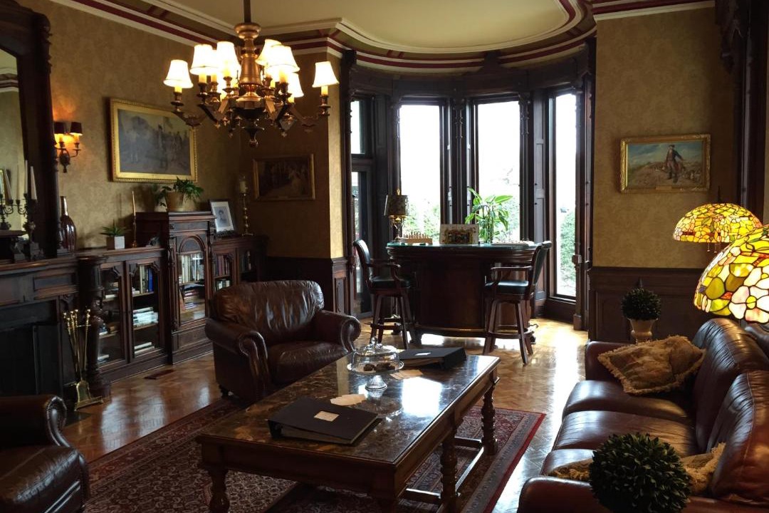 Photo of Livingroom in Saratoga Springs