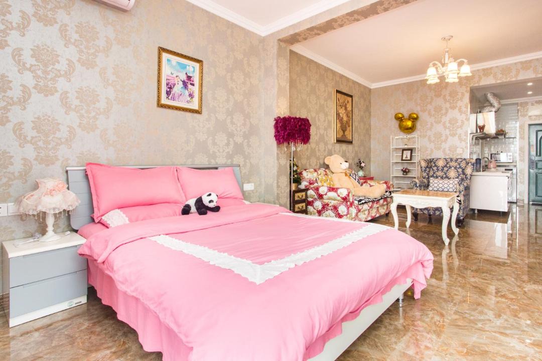 Photo of Bedroom in Jeifangbei Central Business District