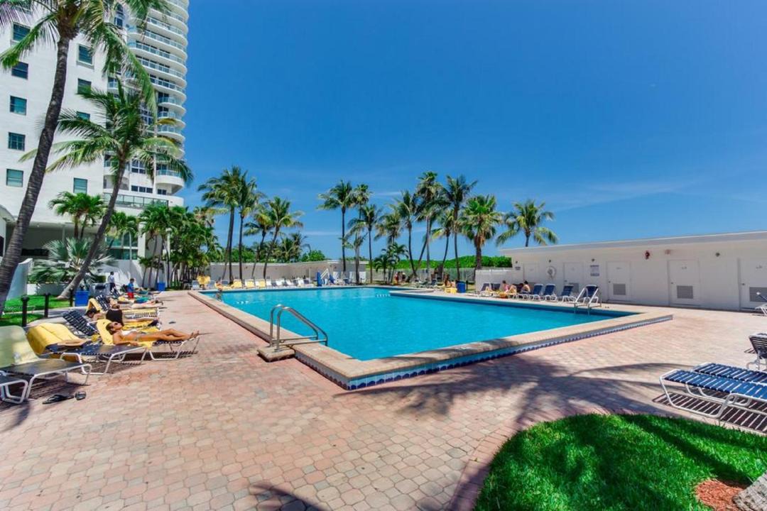 Photo of Outdoor in Mid Beach