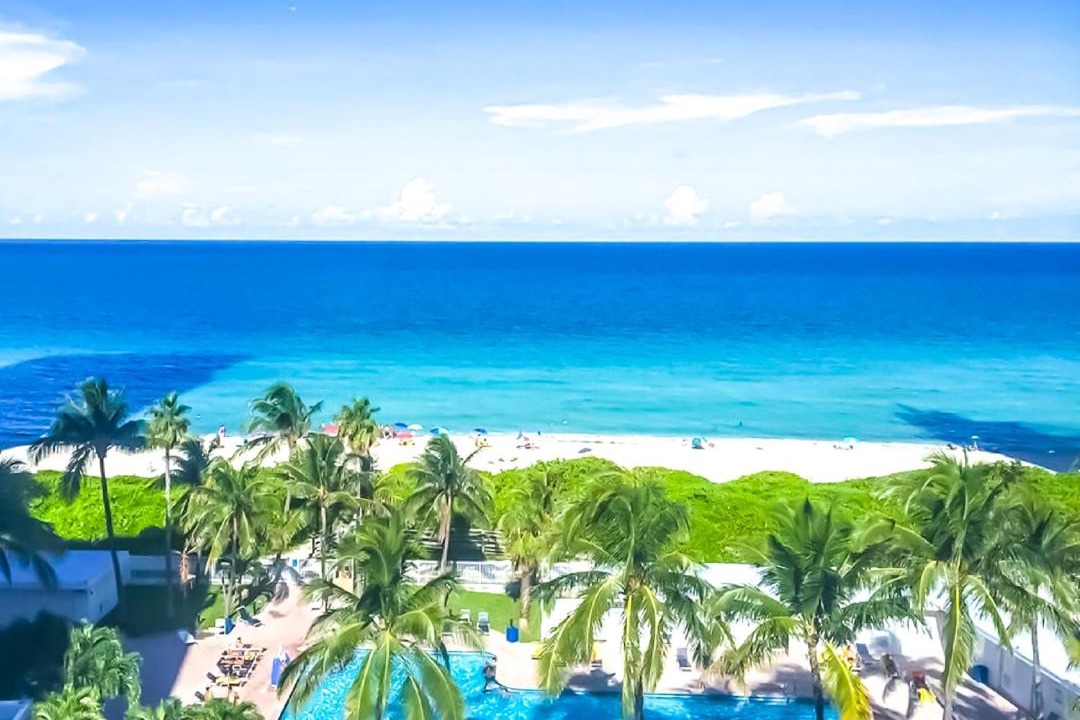 Photo of Outdoor in Mid Beach