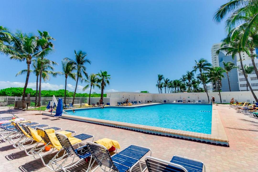 Photo of Outdoor in Mid Beach