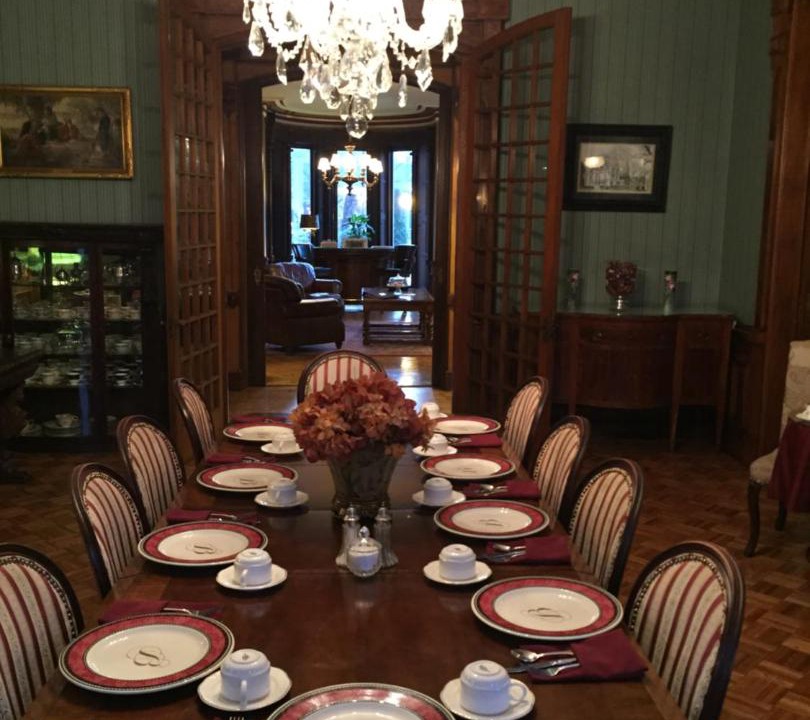 Photo of Livingroom in Saratoga Springs