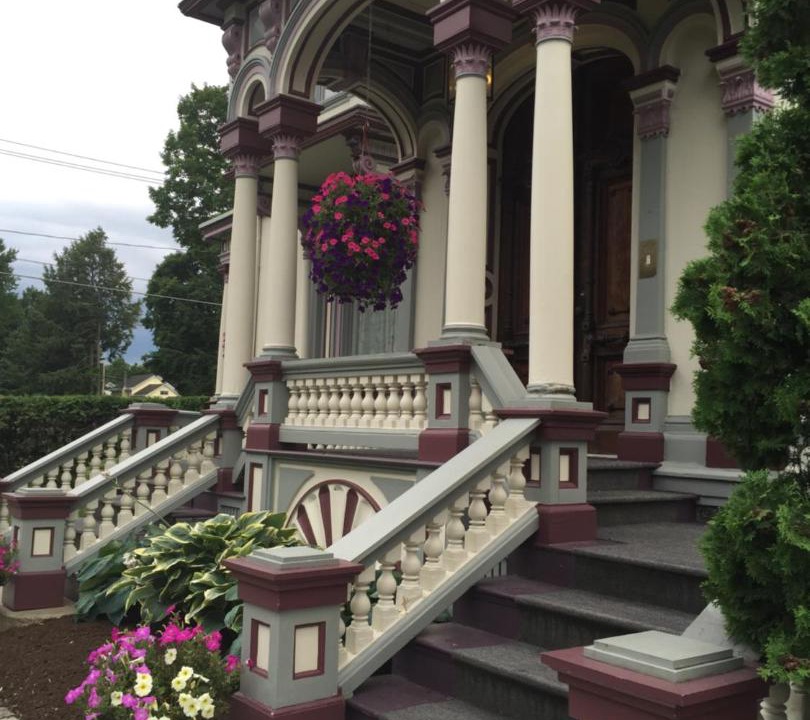 Photo of Buildings in Saratoga Springs