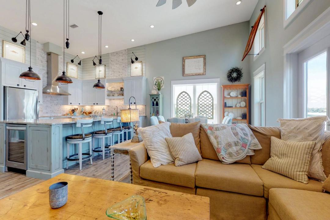 Photo of Livingroom in Fort Walton Beach