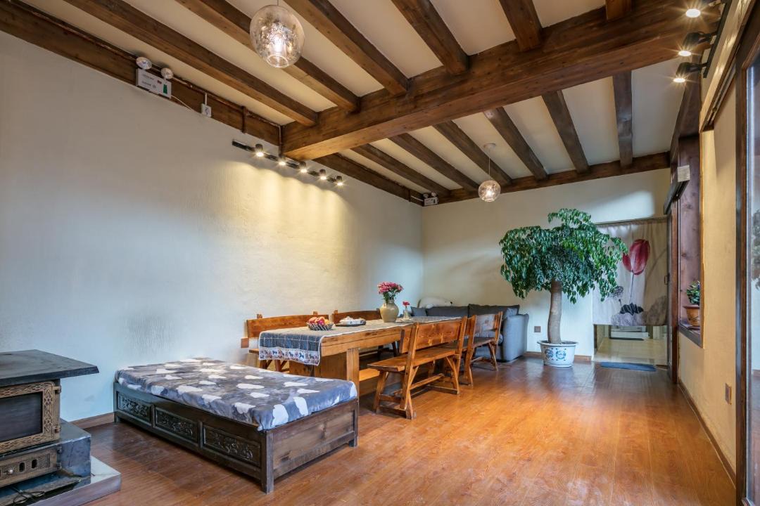 Photo of Livingroom in Shangri-La