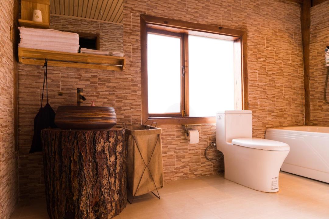 Photo of Bathroom in Shangri-La