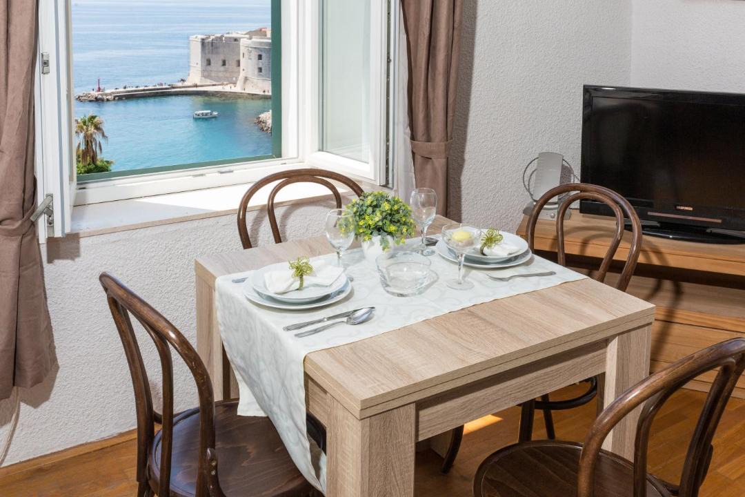 Photo of Others in Ploce
