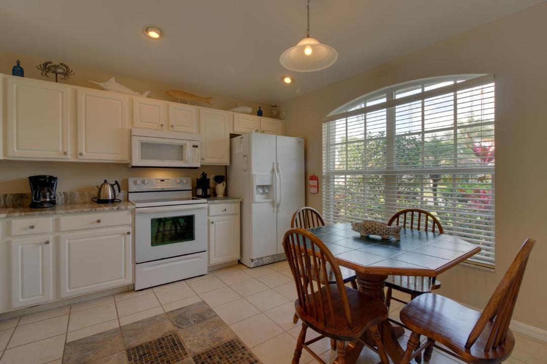 Photo of Kitchen in Beachwalk Isles