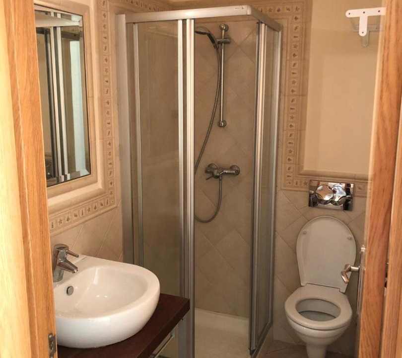 Photo of Bathroom in Guia