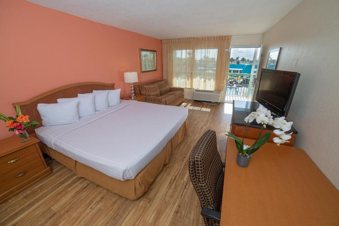 Photo of Bedroom in Cocoa Beach