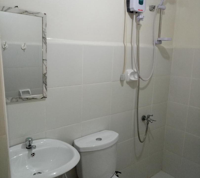 Photo of Bathroom in Moonwalk