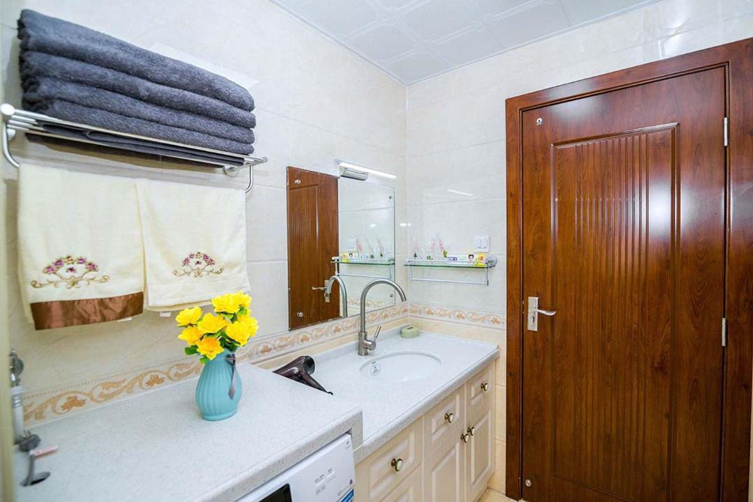 Photo of Bathroom in Luolong