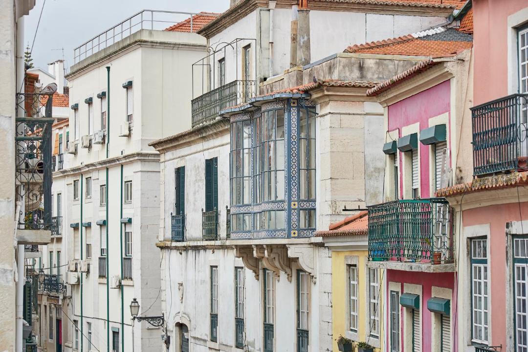Photo of Buildings in Merces