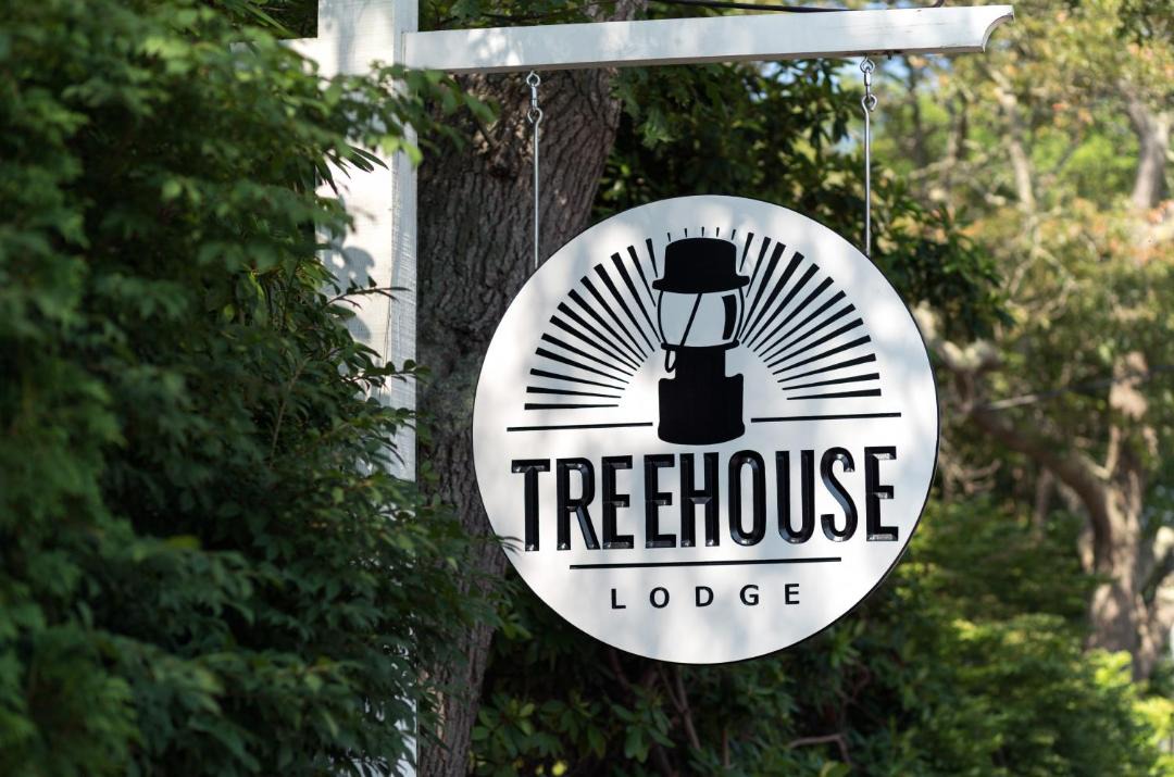 Photo of Others in Woods Hole